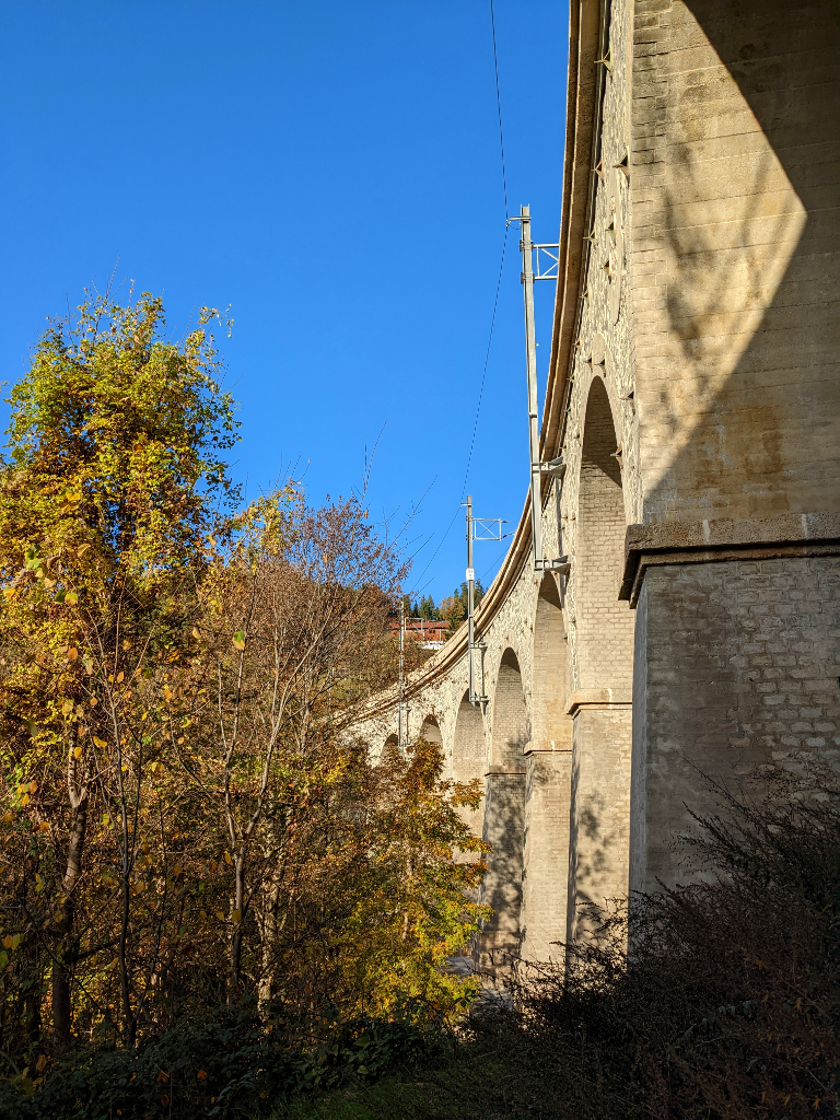 Abbildung 10:
      Das Kleine-Gamperlgraben-Viadukt (Im Volksmund auch Wagnergraben-Viadukt genannt)